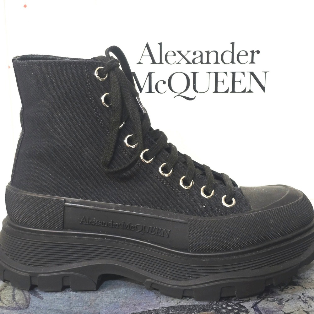Alexander McQueen Tread Slick Black Canvas Lace Up Platform Boots Size 38